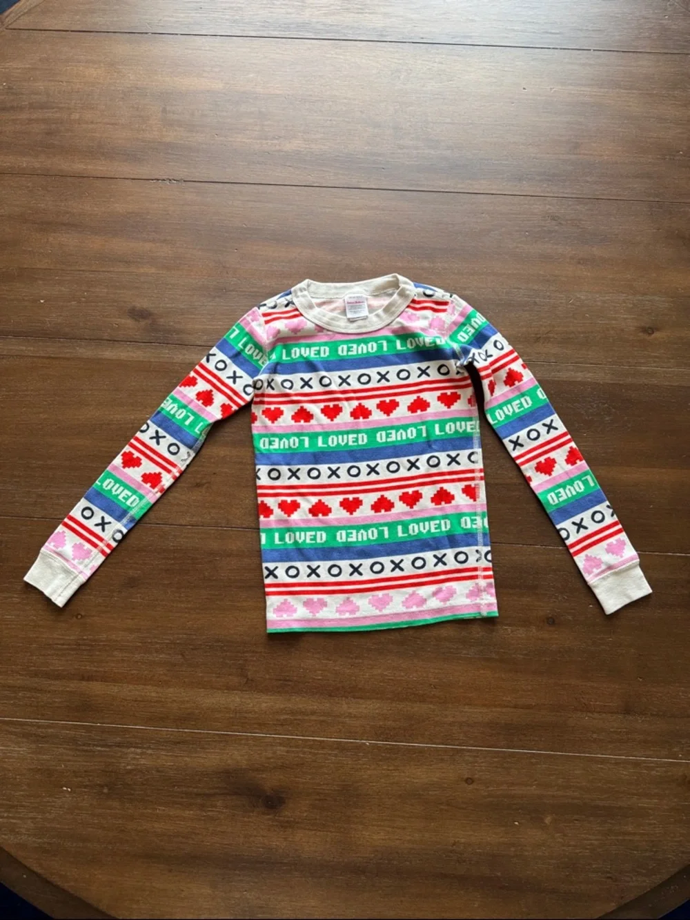 Size 6-7 Hanna Andersson loved xoxo hearts pajamas 100% organic cotton